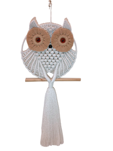 Amparo Castillo - Owl, natural white I